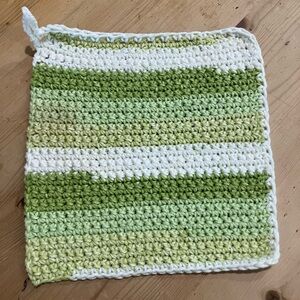 Green and White Crochet Pot Holder